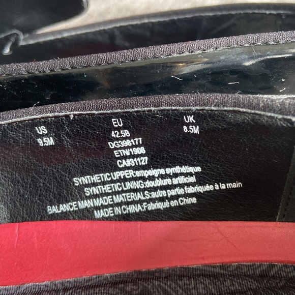 DKNY Men’s formal Loafers - Picture 8 of 9